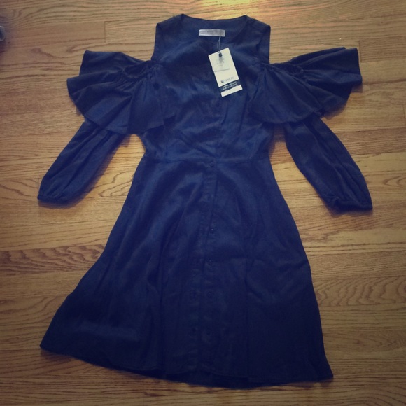 Zara ruffle cold shoulder dress with pockets - Picture 5 of 8